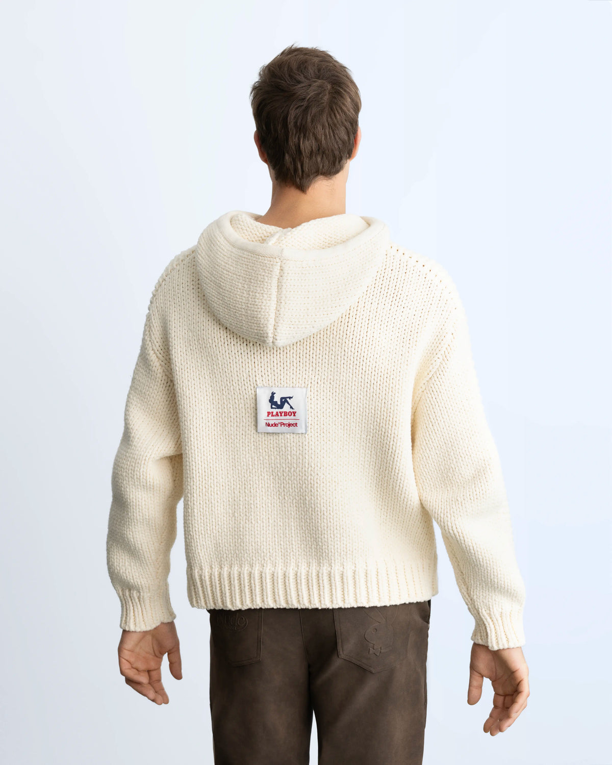 MAN [Model is 1.86 m / 6’1” wearing size M]