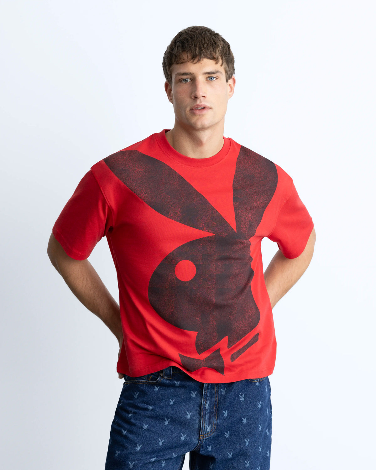 MAN [Model is 1.86 m / 6’1” wearing size M]