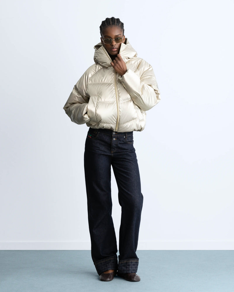 WOMAN [Model is 1.78 m / 5’10” wearing size S]