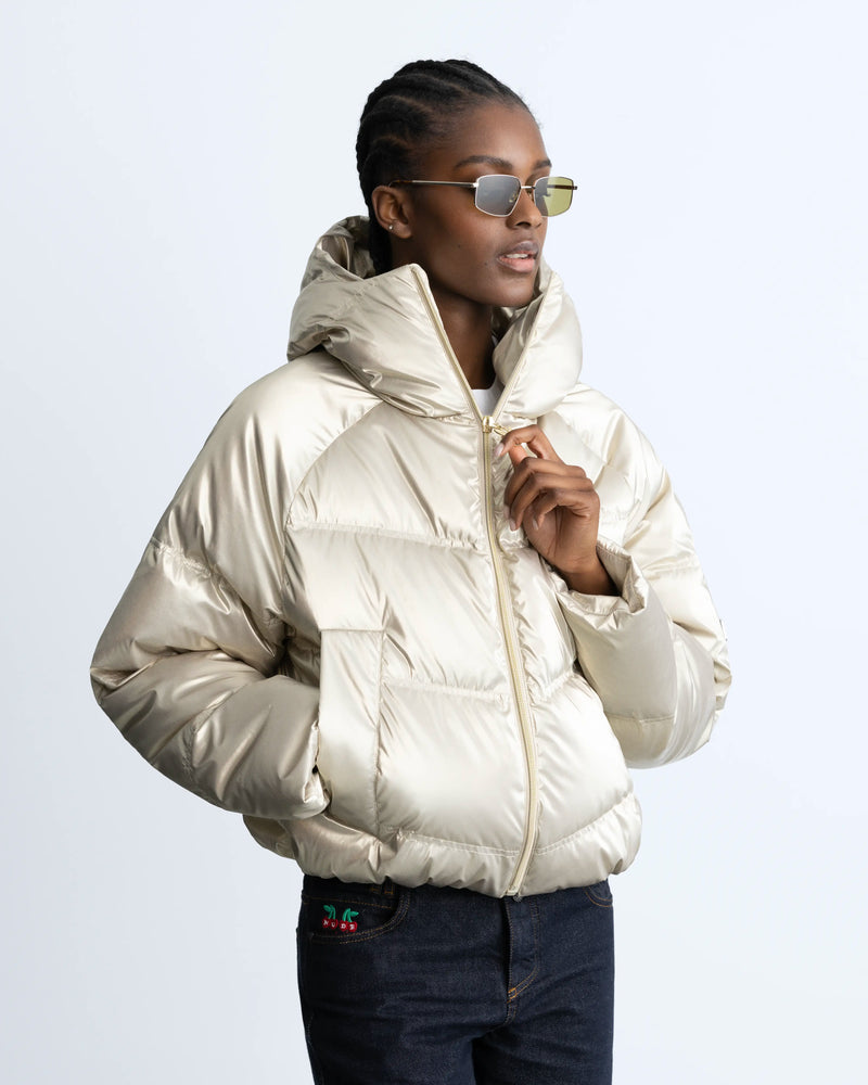 WOMAN [Model is 1.78 m / 5’10” wearing size S]