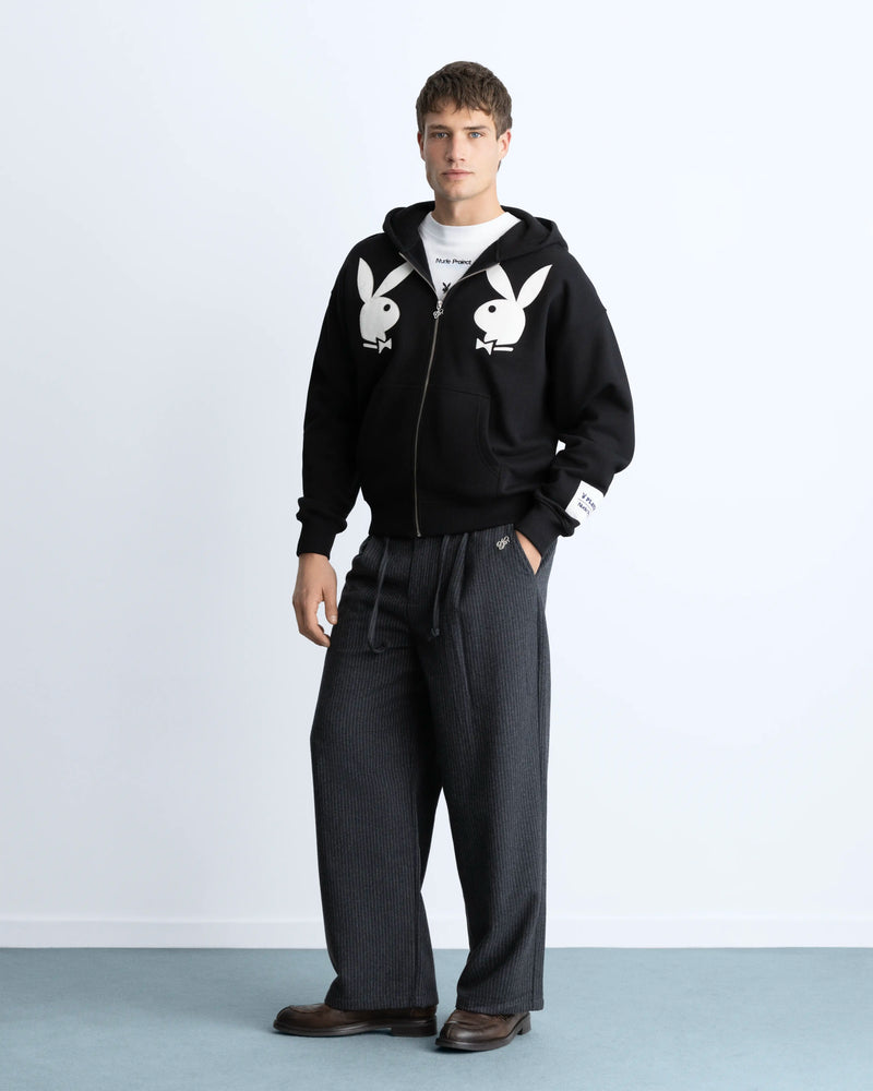 MAN [Model is 1.86 m / 6’1” wearing size M]