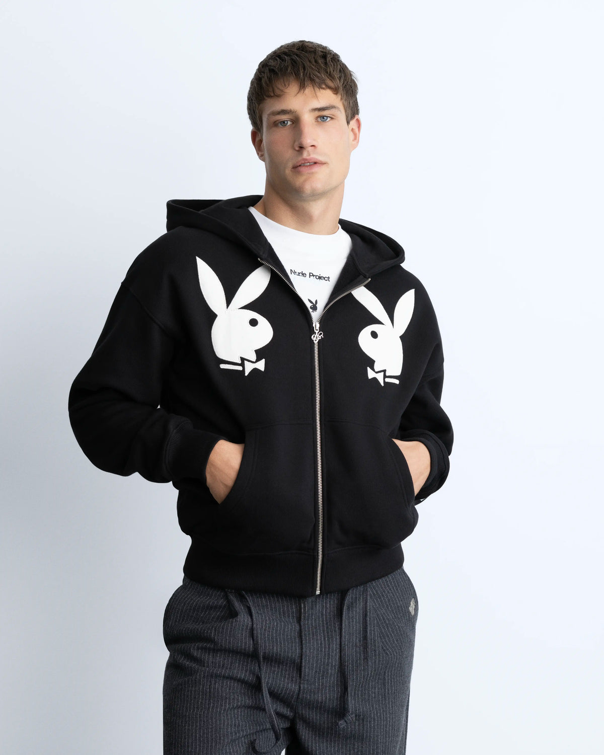 MAN [Model is 1.86 m / 6’1” wearing size M]