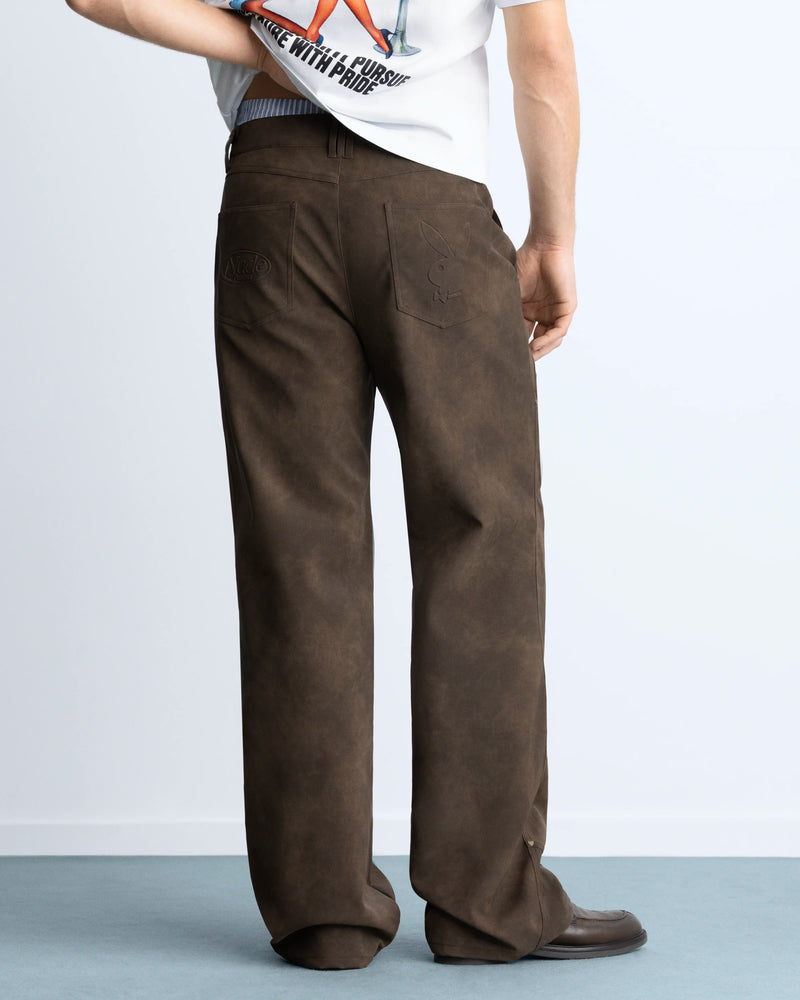 MAN [Model is 1.86 m / 6’1” wearing size M]