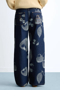 Cherry Old Baggy Woman Jeans