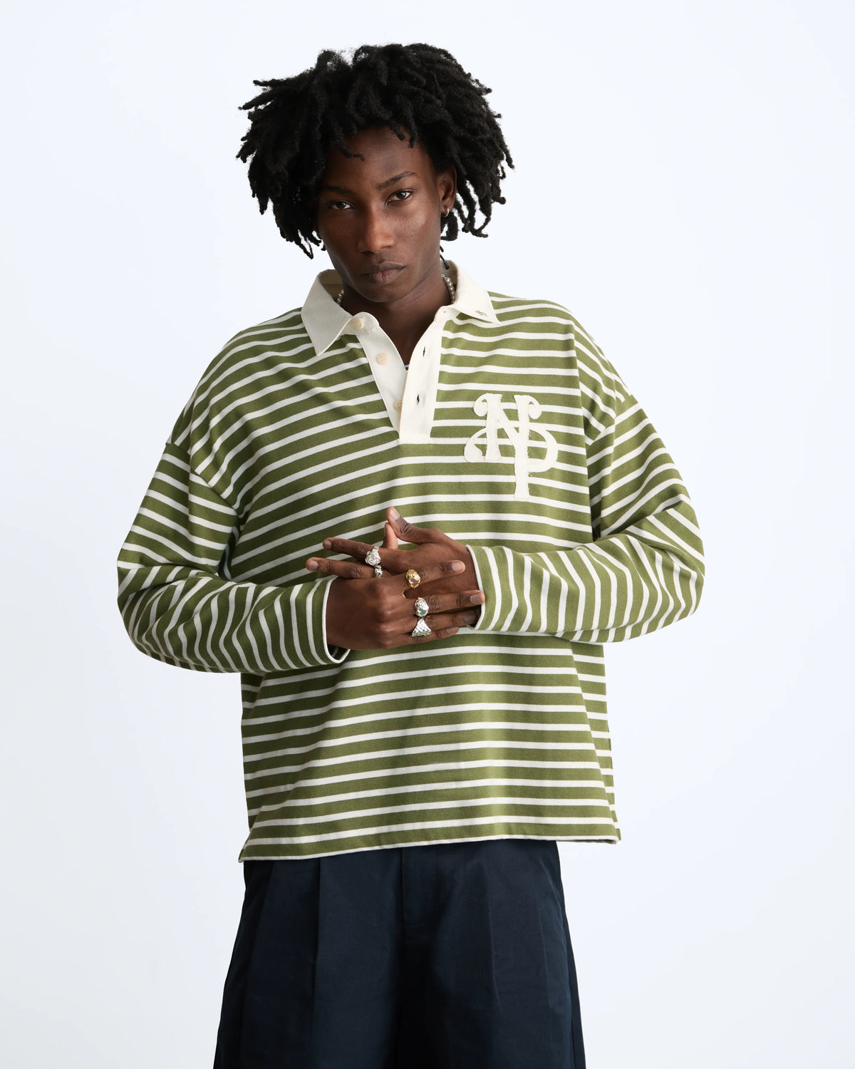 MAN [Model is 189cm /6'2.5" wearing size M]