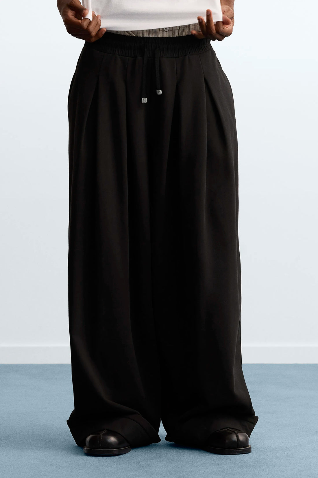 The Sick Day Sweatpants Black
