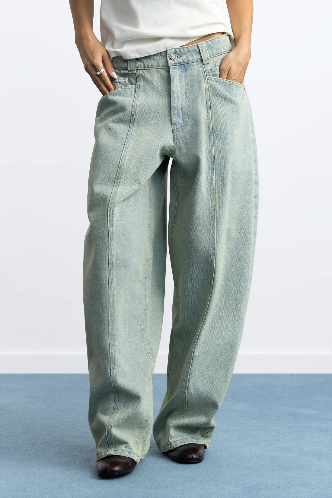 Barrel Jeans Acid Wash