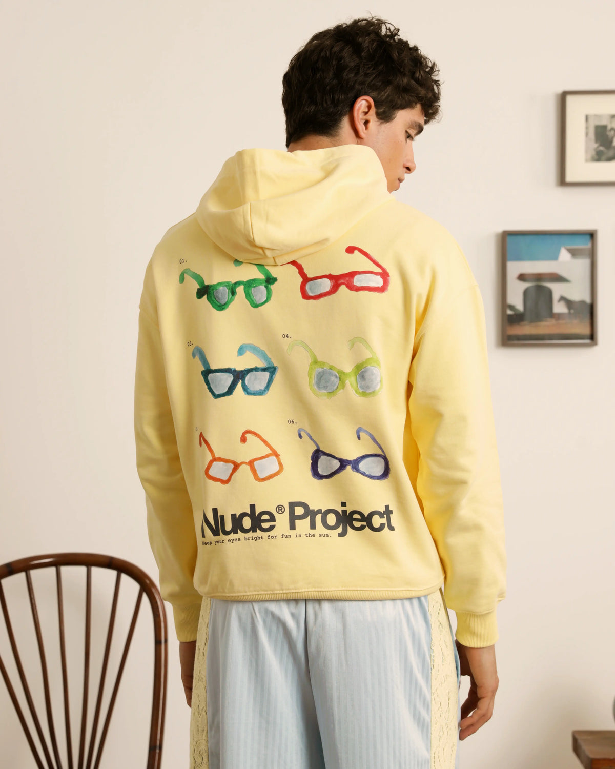 man [Model is 183cm/6'0” wearing size M]