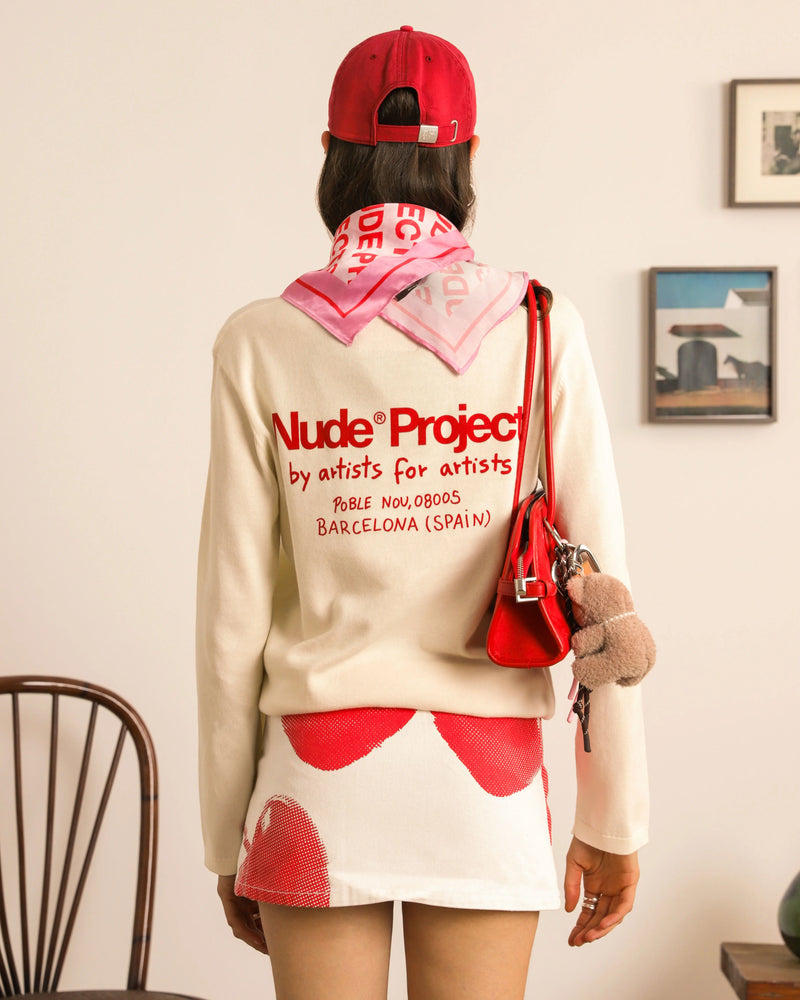 Woman [Model is 173cm/5’67” wearing size S]