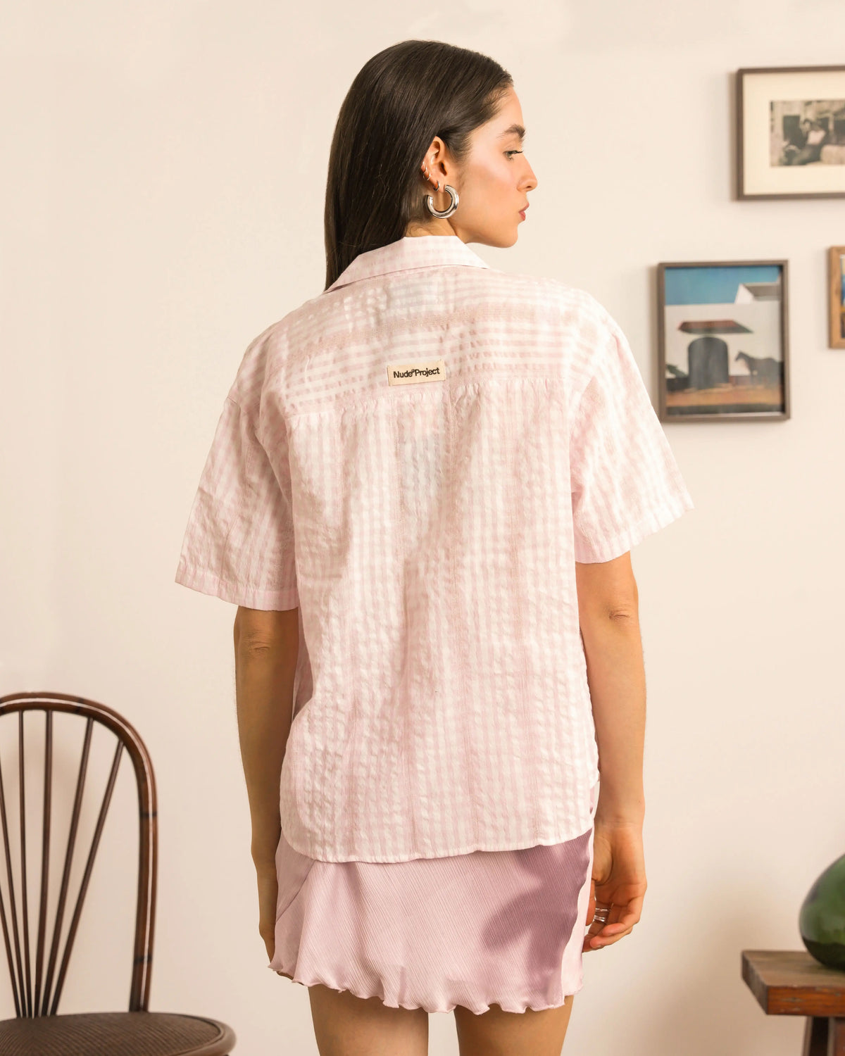 Woman [Model is 173cm/5’67” wearing size S]