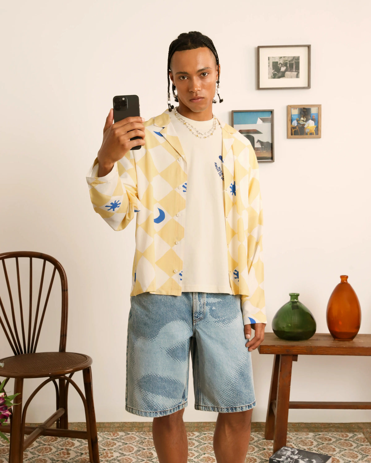 man [Model is 180cm/5’9” wearing size M]