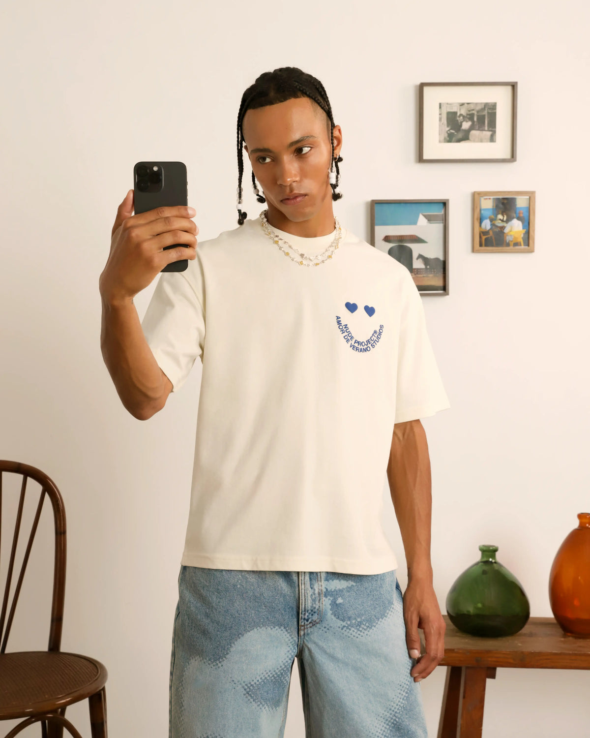 man [Model is 180cm/5’9” wearing size M]