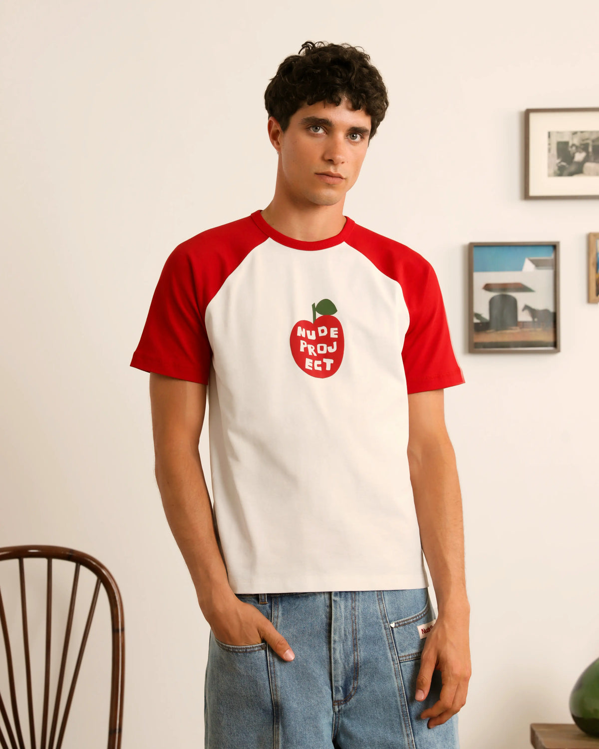 man [Model is 183cm/6'0” wearing size M]