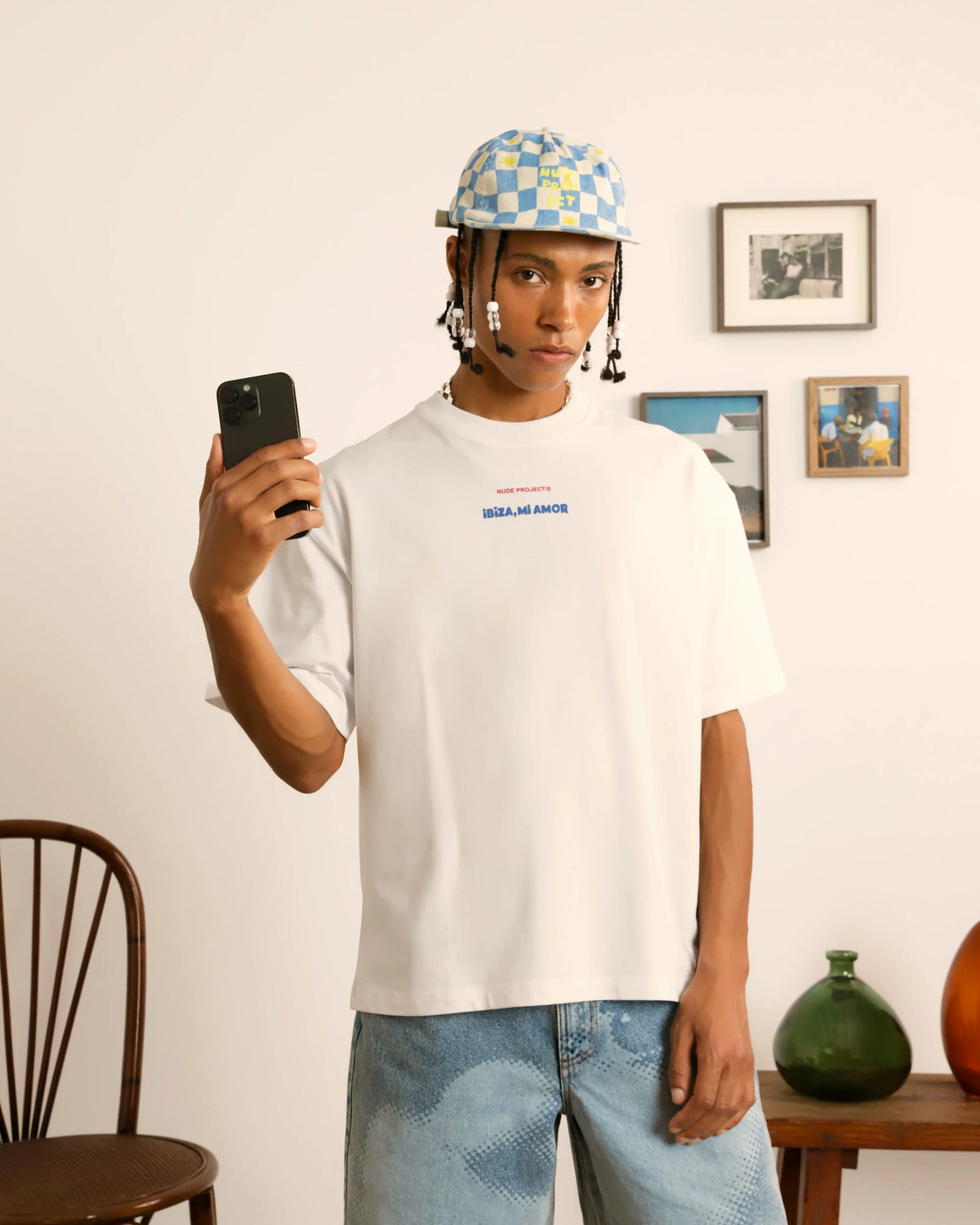 man [Model is 180cm/5’9” wearing size M]