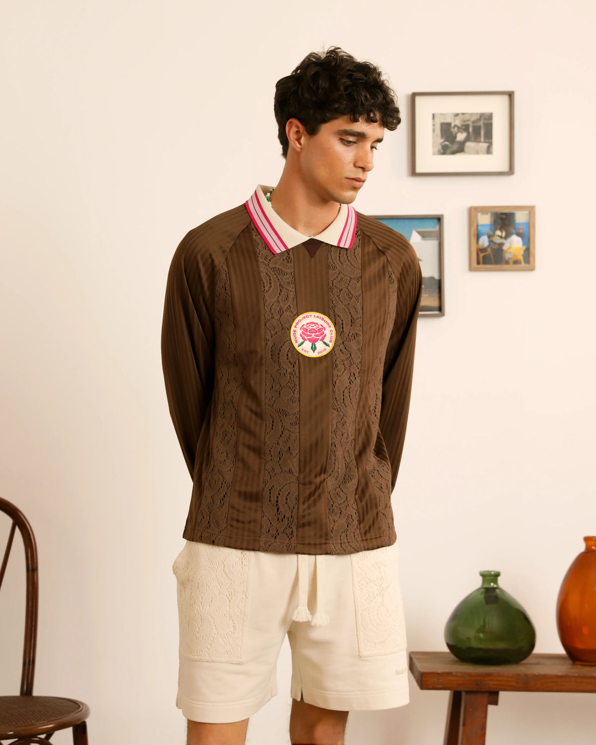 man [Model is 183cm/6'0” wearing size L]