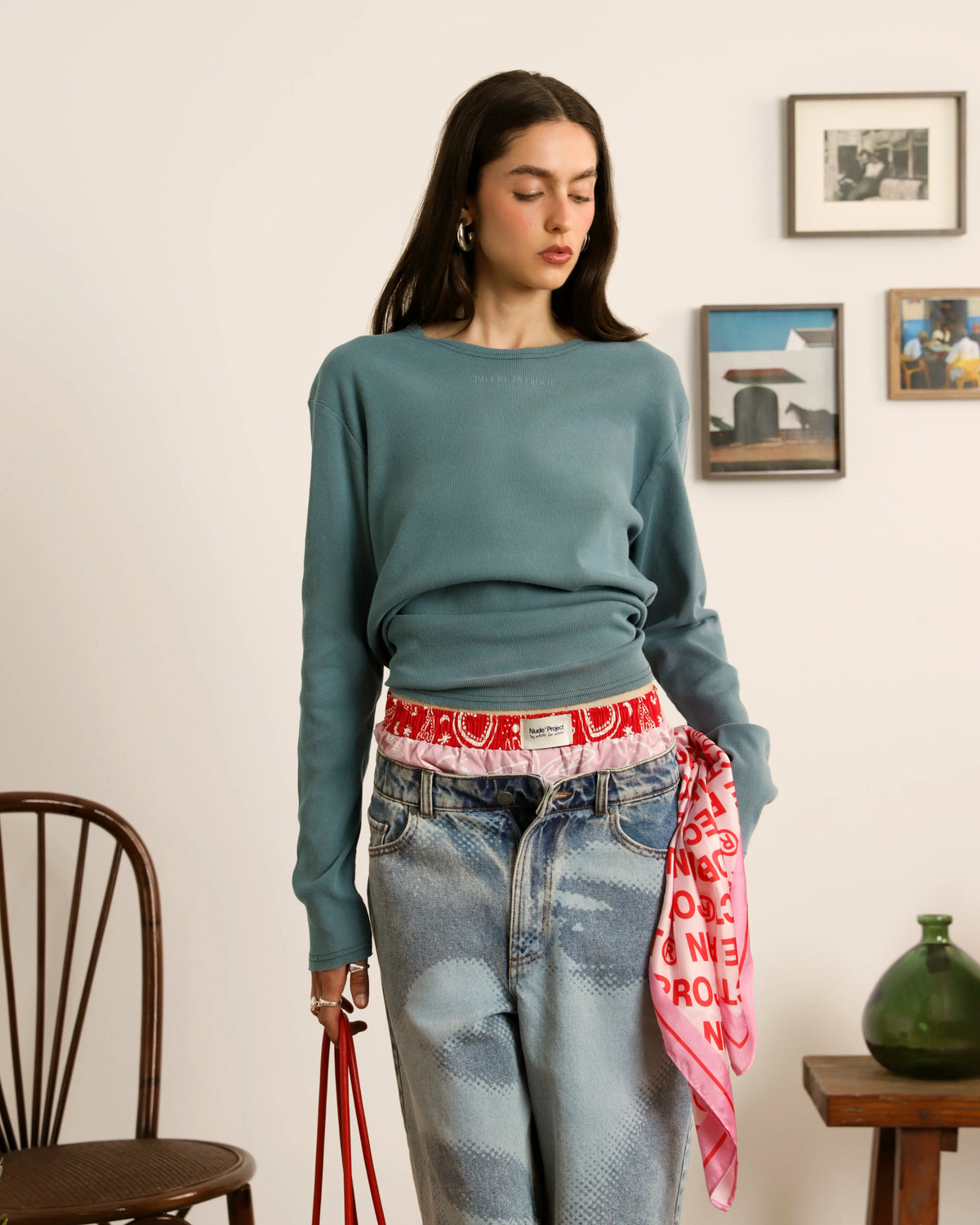 Woman [Model is 173cm/5’67” wearing size S]