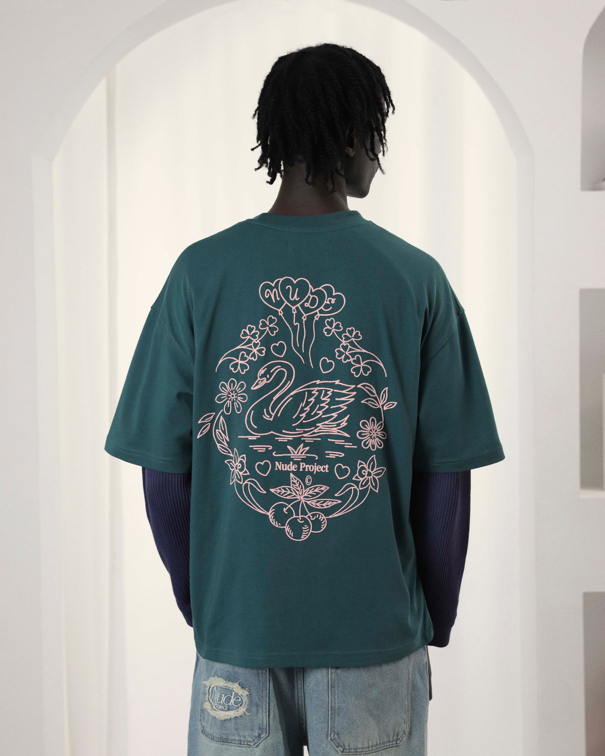 MAN [Model is 186cm/6’1” wearing size M]