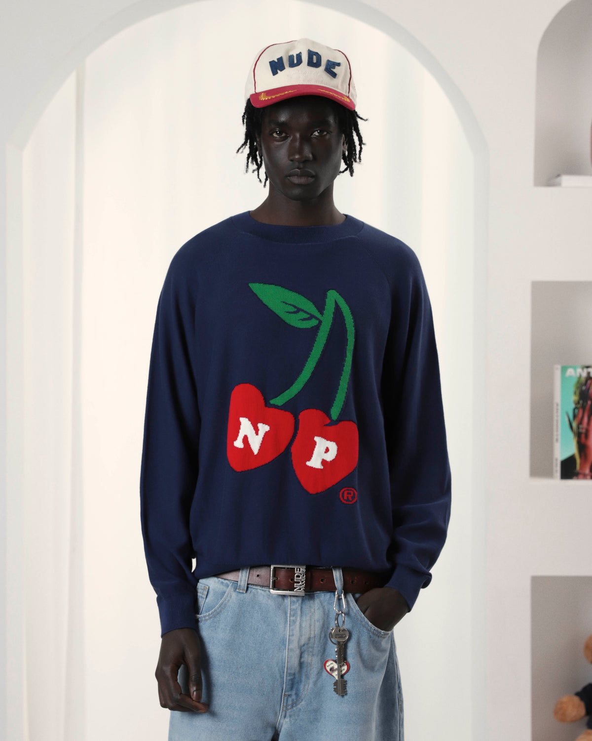 MAN [Model is 186cm/6’1” wearing size M]