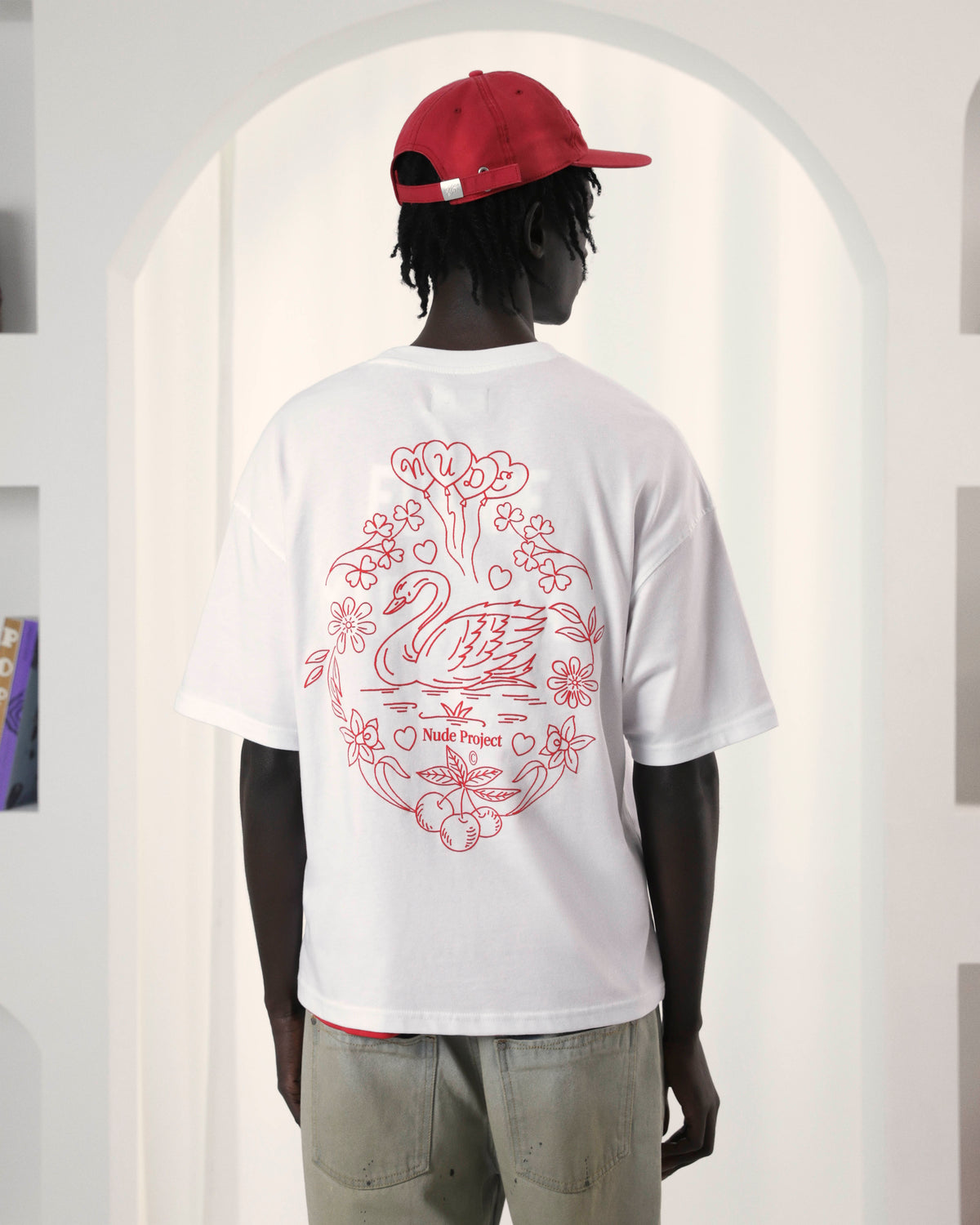 MAN [Model is 186cm/6’1” wearing size M]