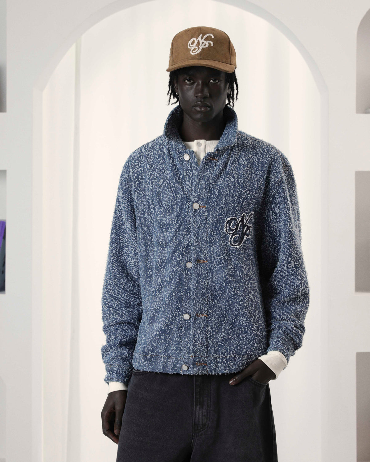 MAN [Model is 186cm/6’1” wearing size M]