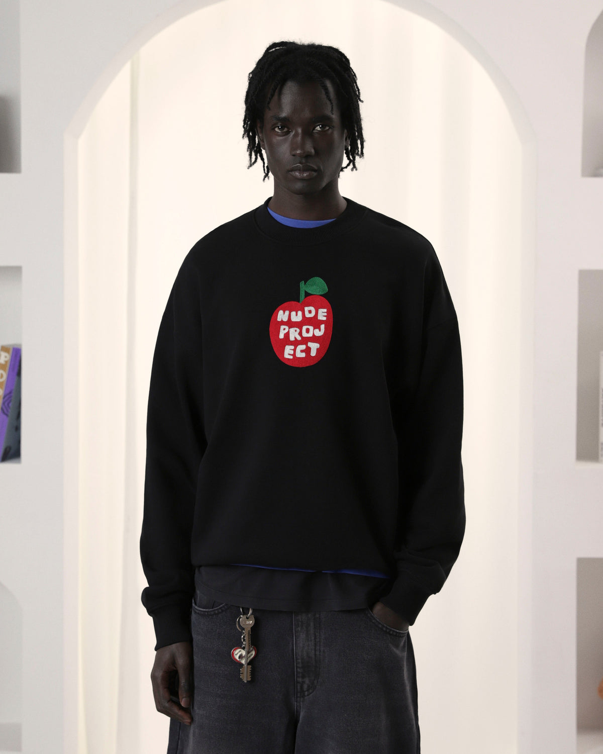 MAN [Model is 186cm/6’1” wearing size M]