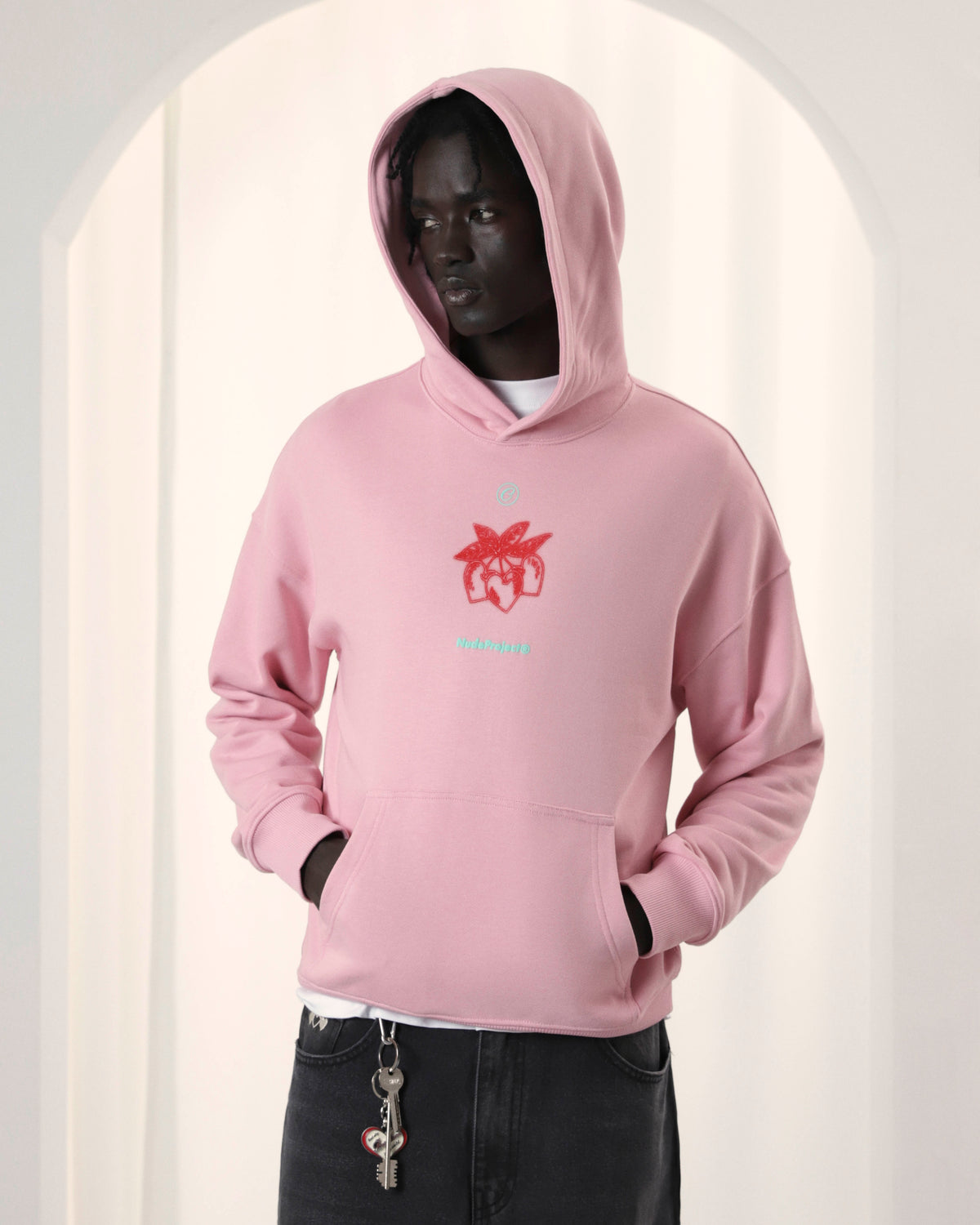 MAN [Model is 186cm/6’1” wearing size M]