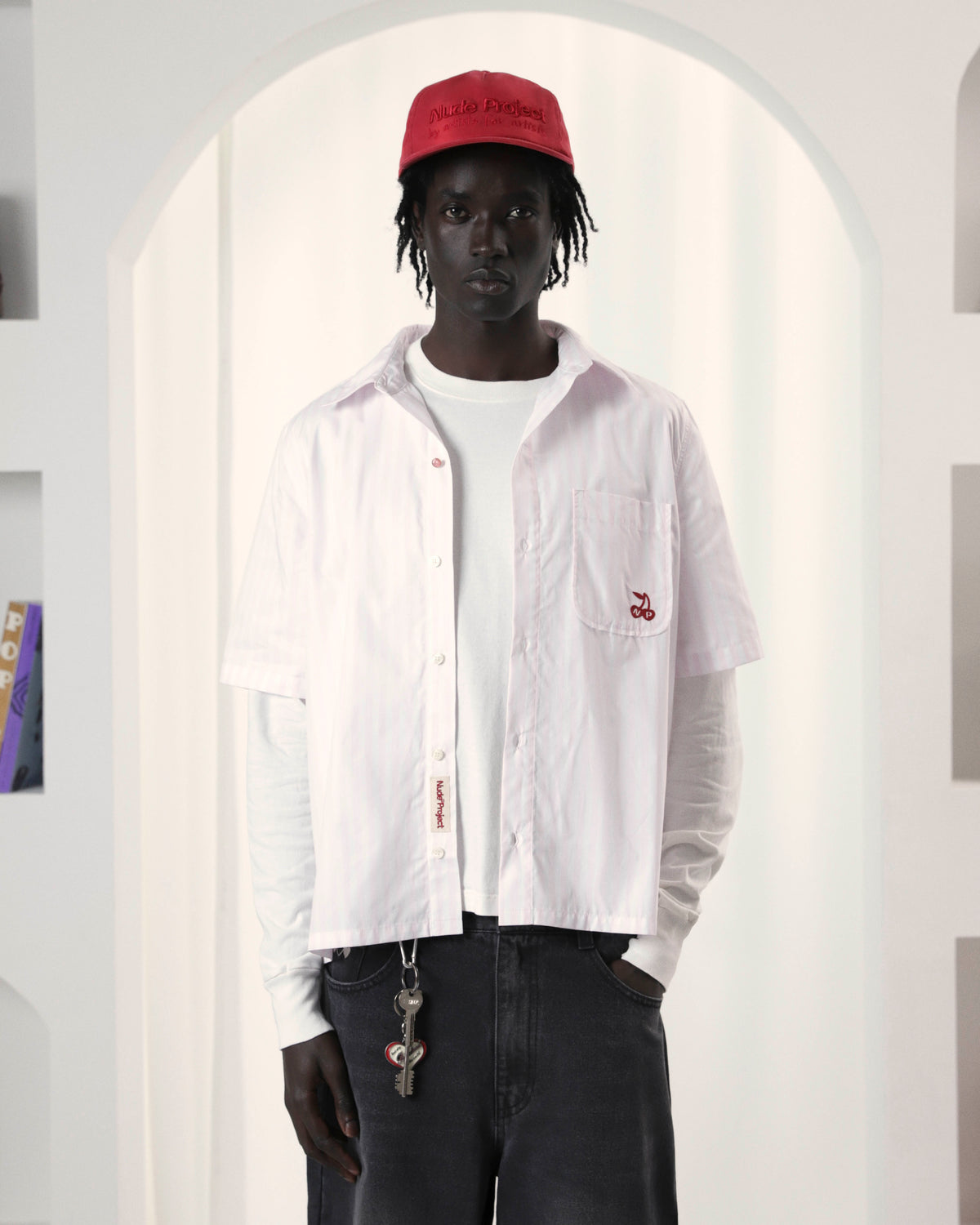 man [Model is 186cm/6’1” wearing size M]