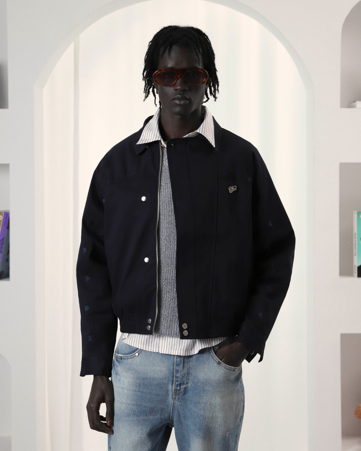 MAN [Model is 186cm/6’1” wearing size M]