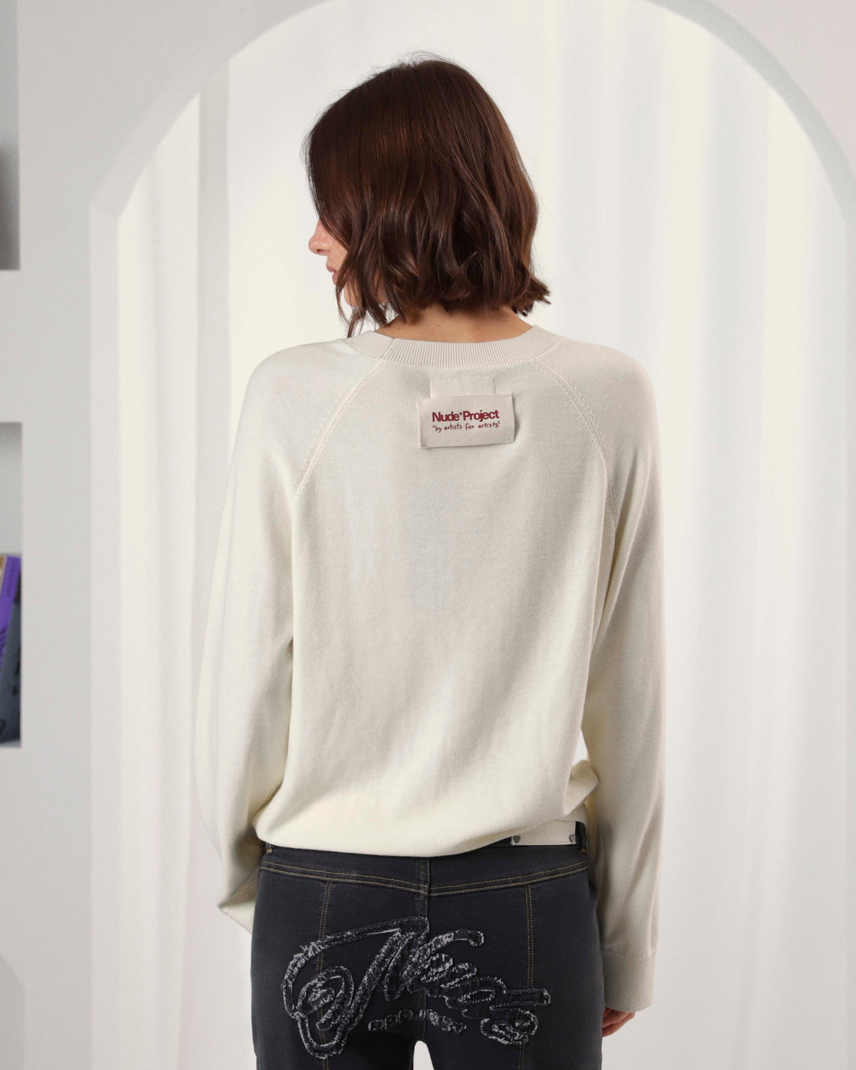 WOMAN [Model is 177cm/5’9” wearing size S]