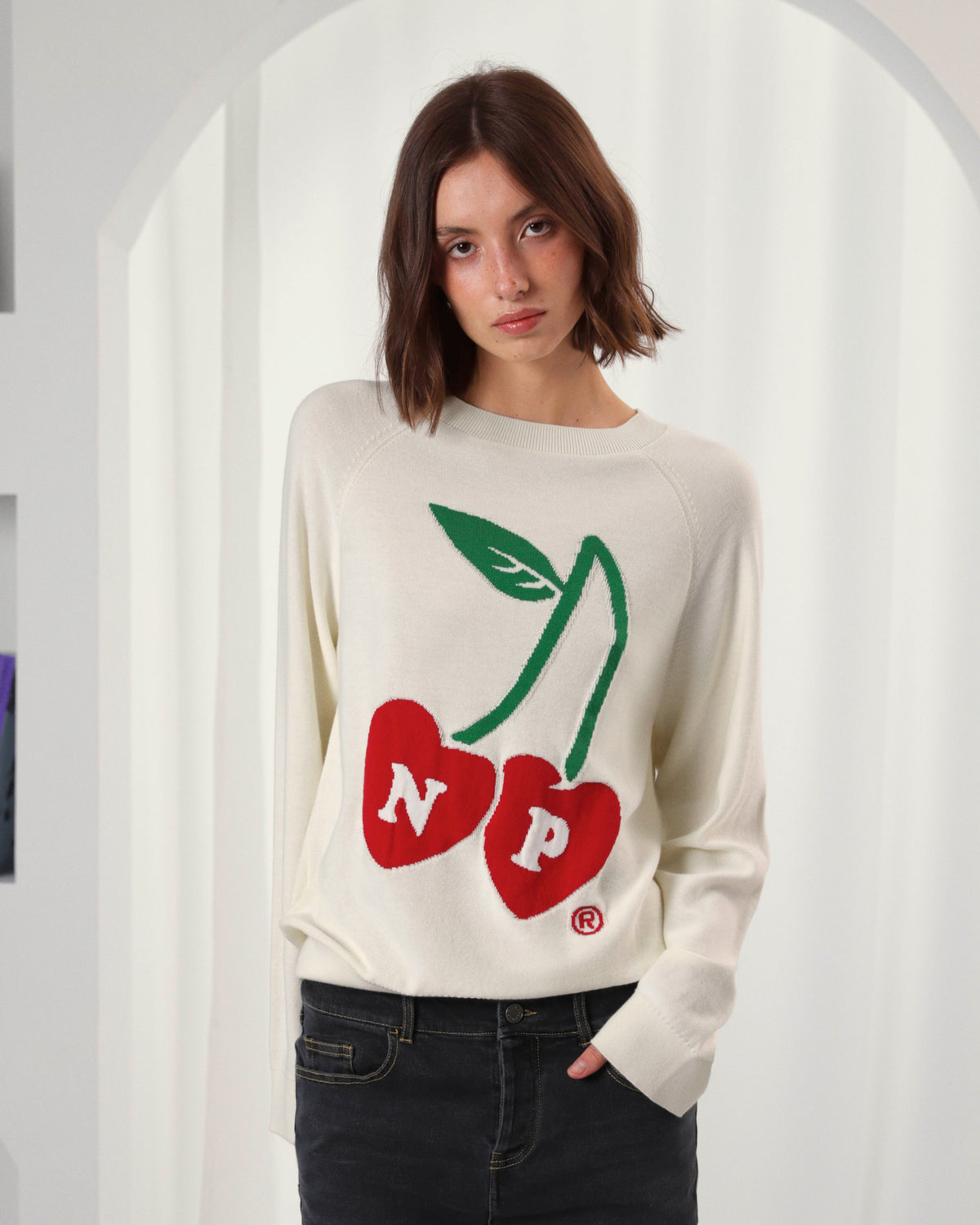 WOMAN [Model is 177cm/5’9” wearing size S]