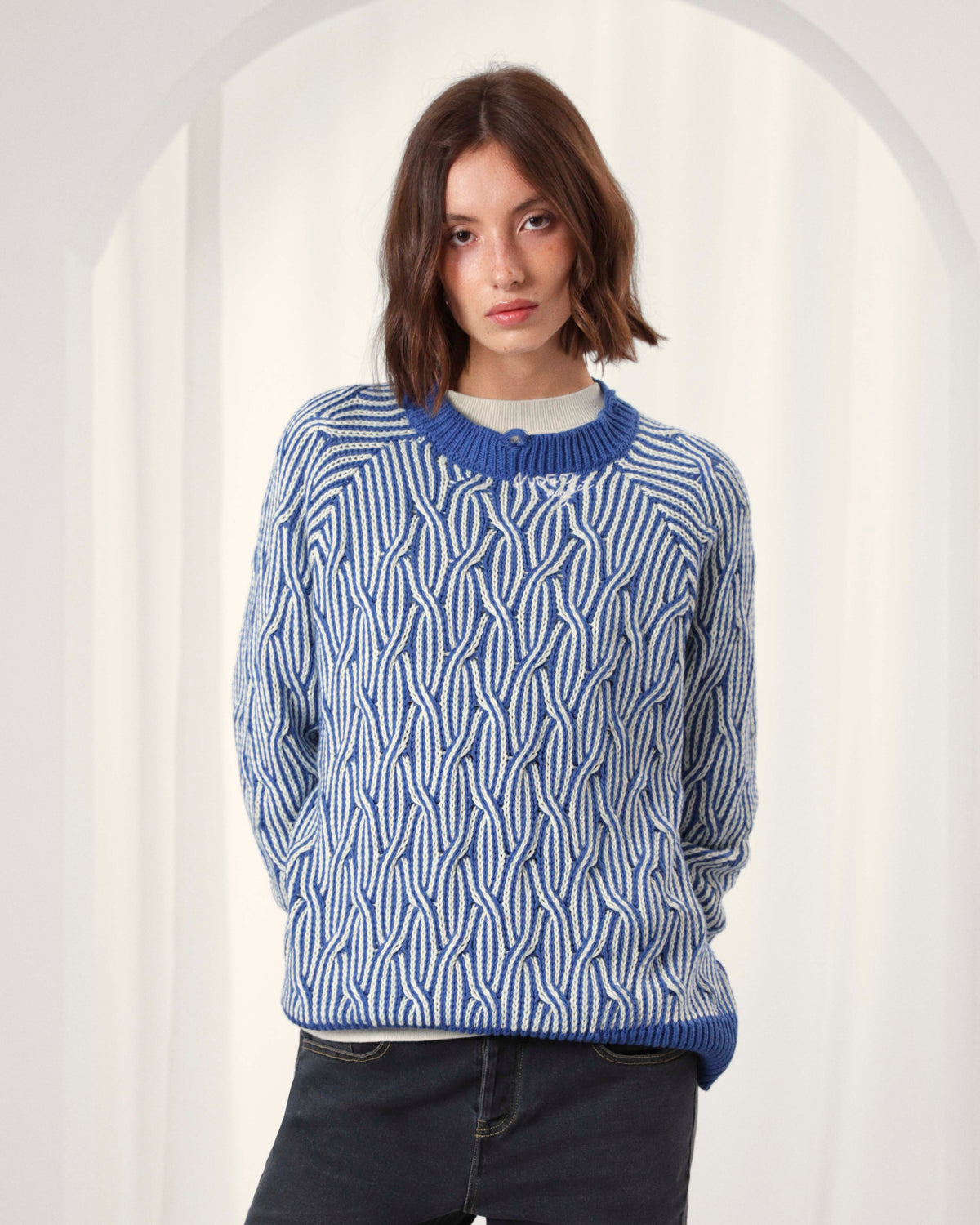 WOMAN [Model is 177cm/5’9” wearing size S]