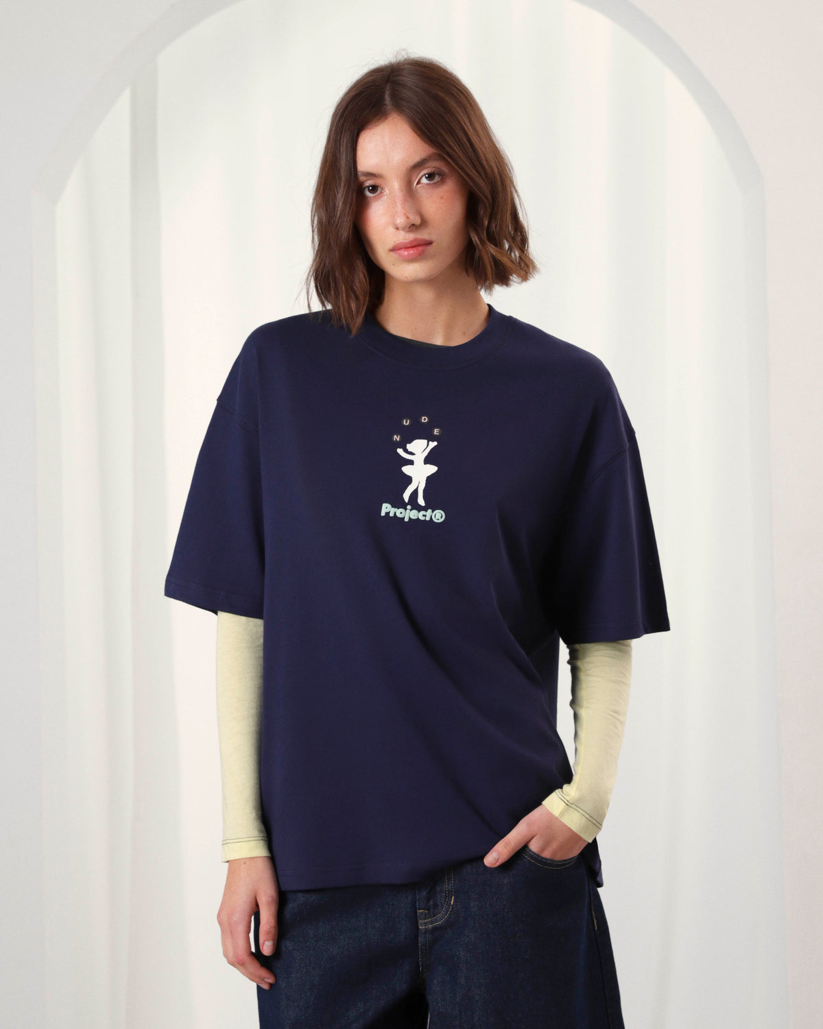 WOMAN [Model is 177cm/5’9” wearing size S]