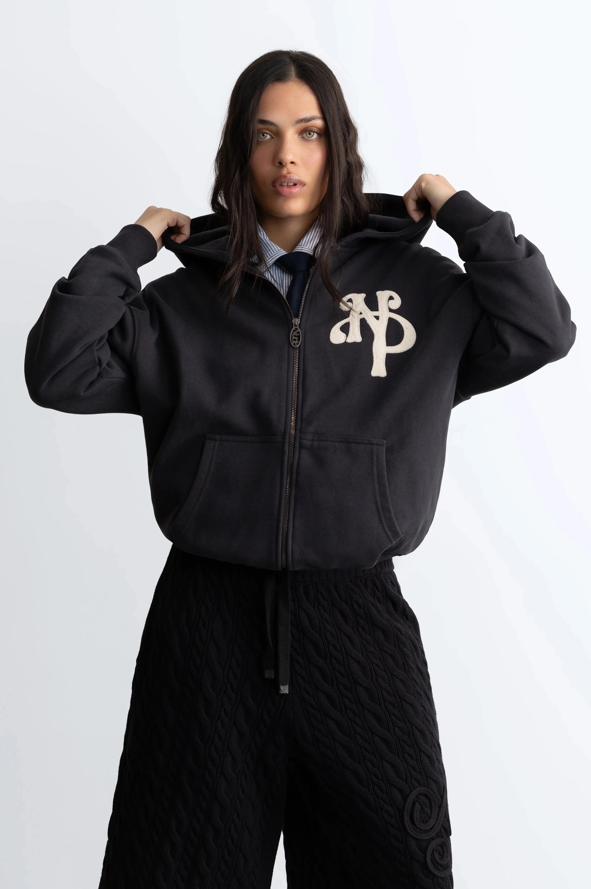 WOMAN [Model is 173 cm/5’67” wearing size S]