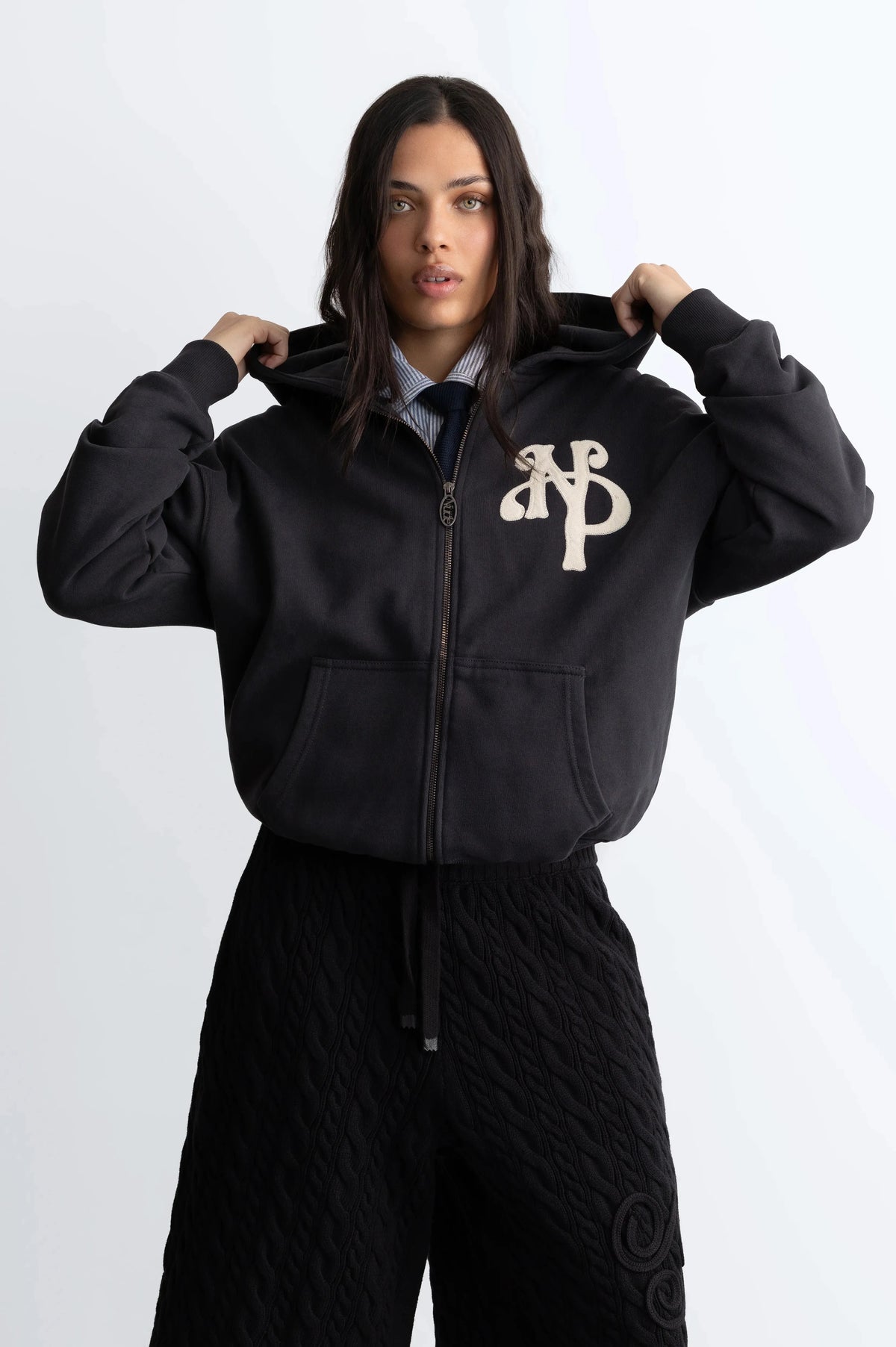 WOMAN [Model is 173 cm/5’67” wearing size S]