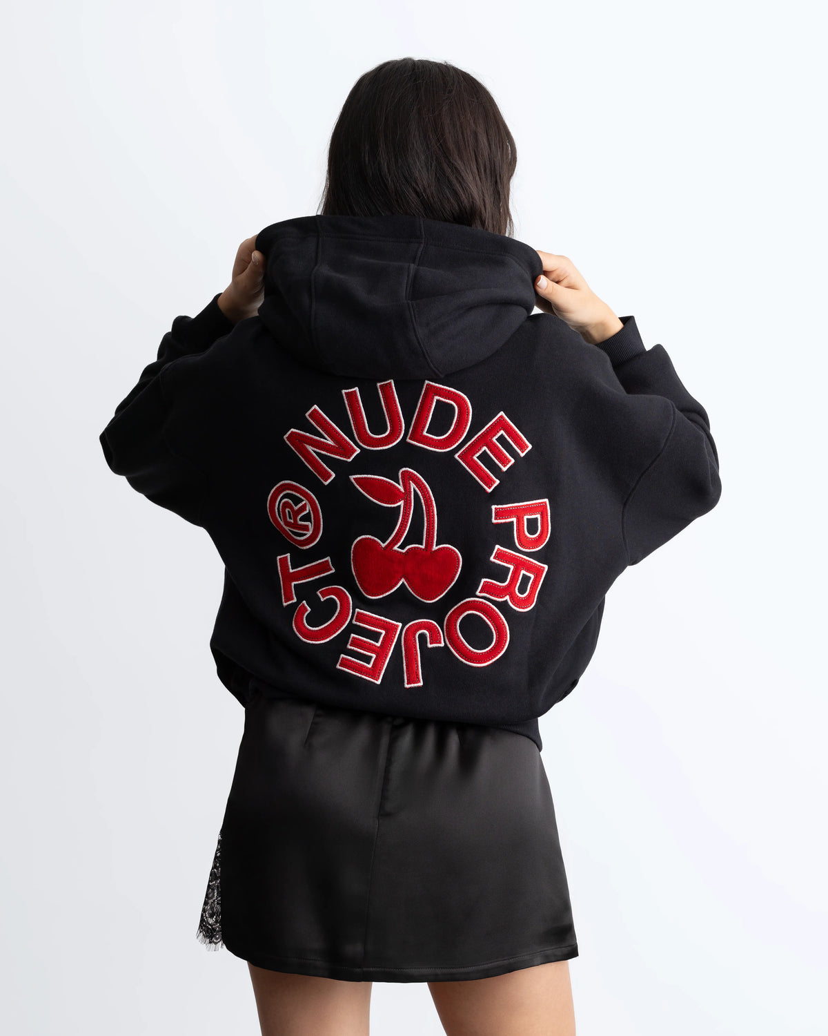 WOMAN [Model is 173 cm/5’67” wearing size S]