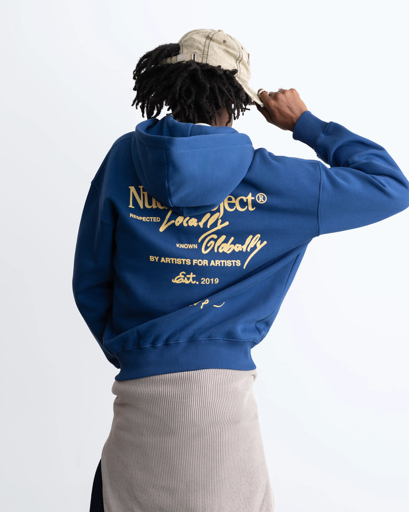 MAN [Model is 189cm /6'2.5" wearing size M]