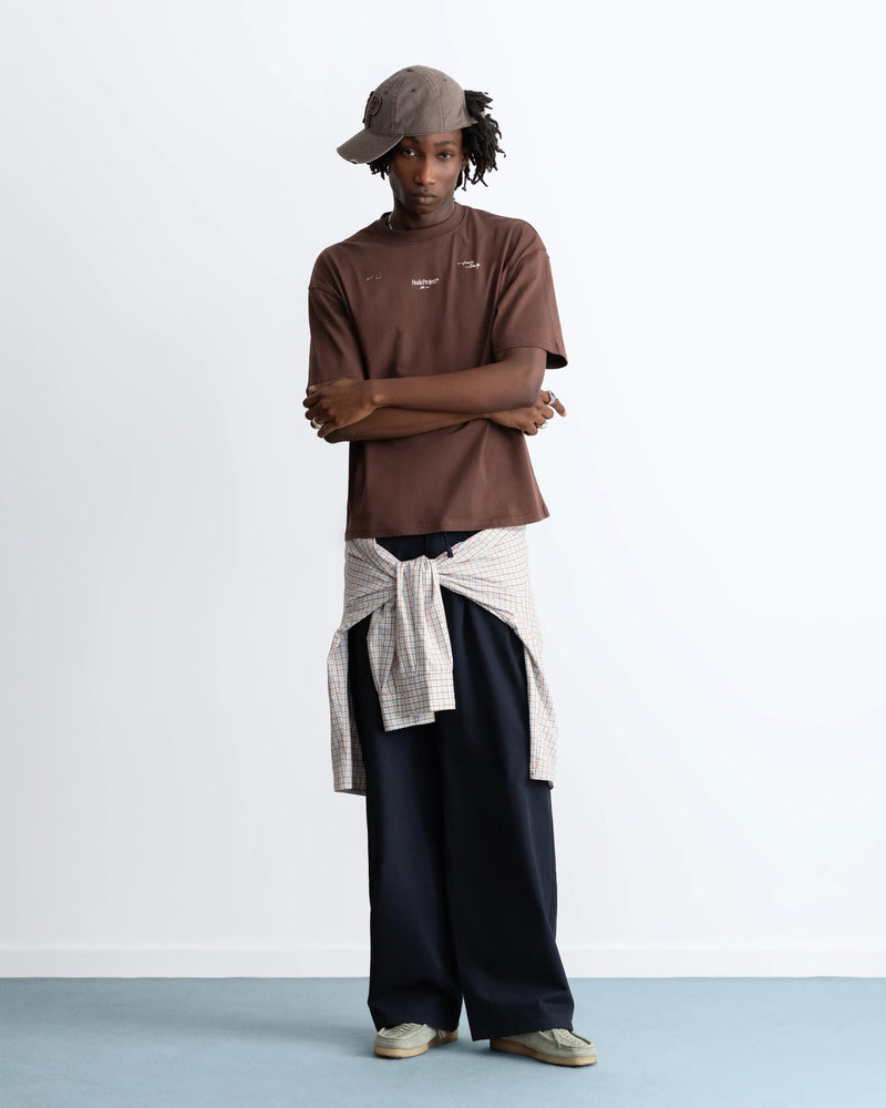 MAN [Model is 189cm /6'2.5" wearing size M]