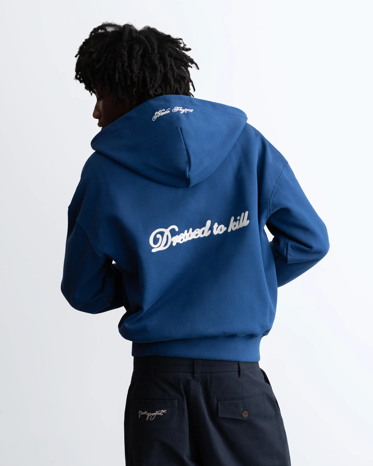 MAN [Model is 189cm /6'2.5" wearing size M]