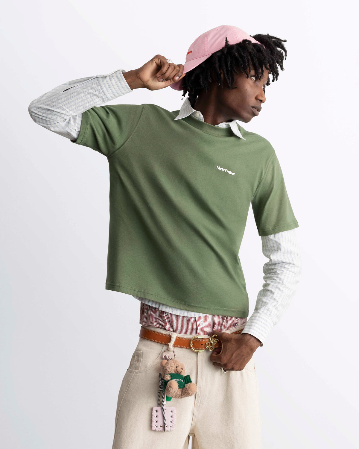 MAN [Model is 189cm /6'2.5" wearing size M]