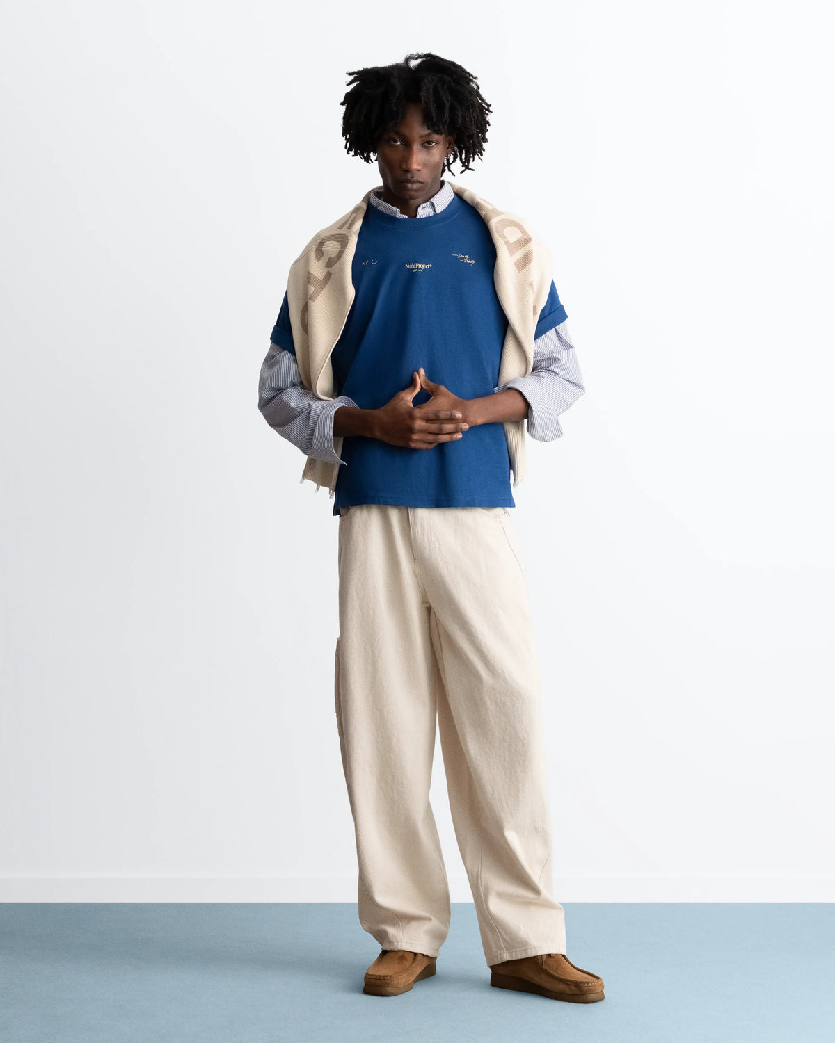 MAN [Model is 189cm /6'2.5" wearing size M]