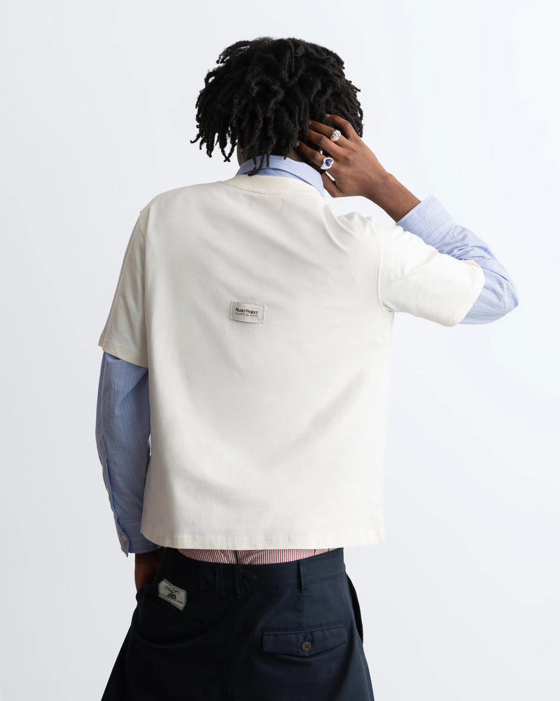 MAN [Model is 189cm /6'2.5" wearing size M]