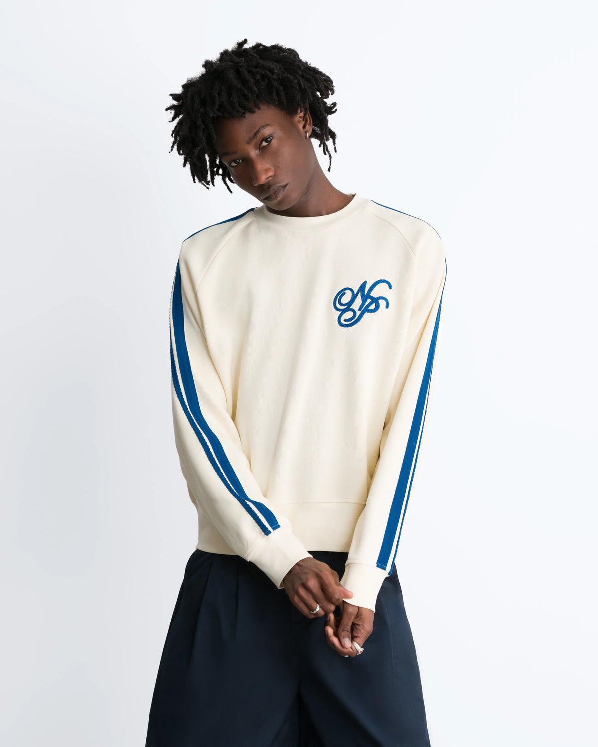 MAN [Model is 189cm/6'2” wearing size M]