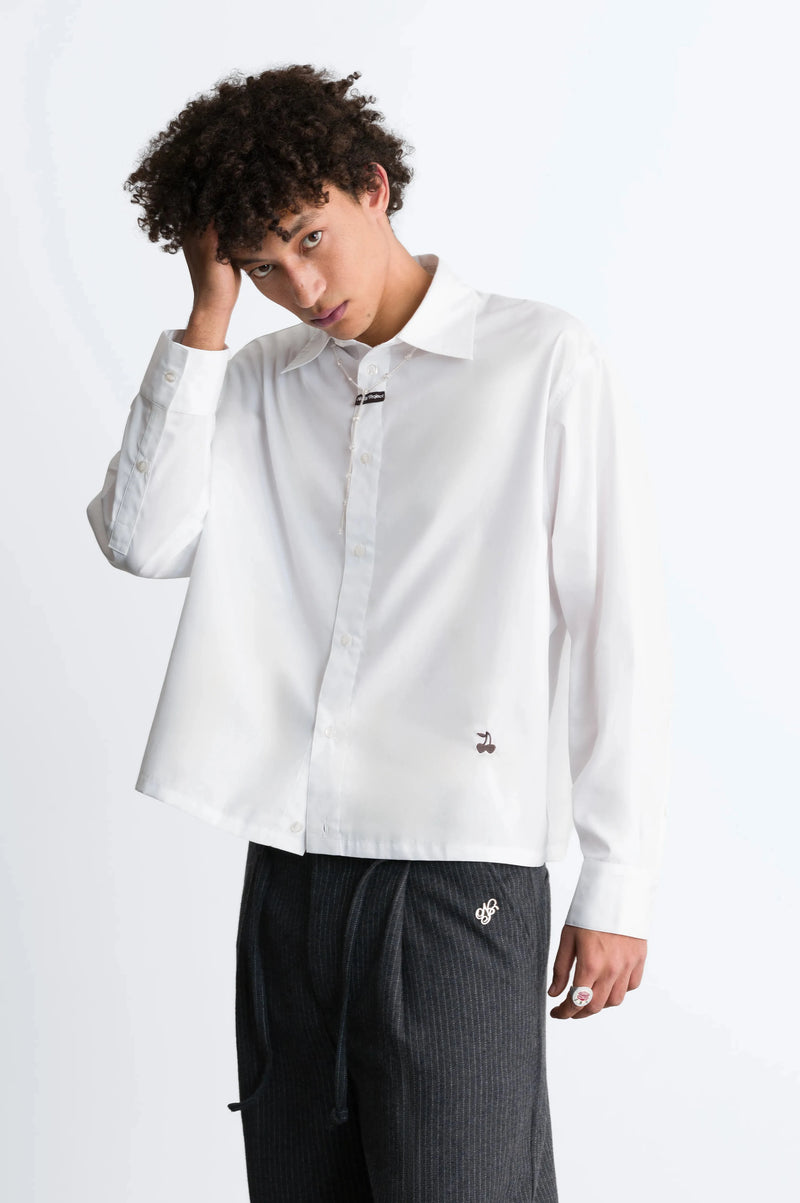 MAN [Model is 180cm/5’11” wearing size M]