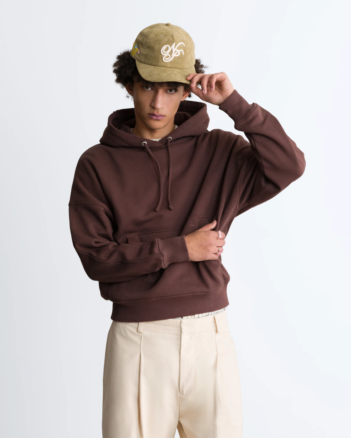 MAN [Model is 180cm/5’11” wearing size M]