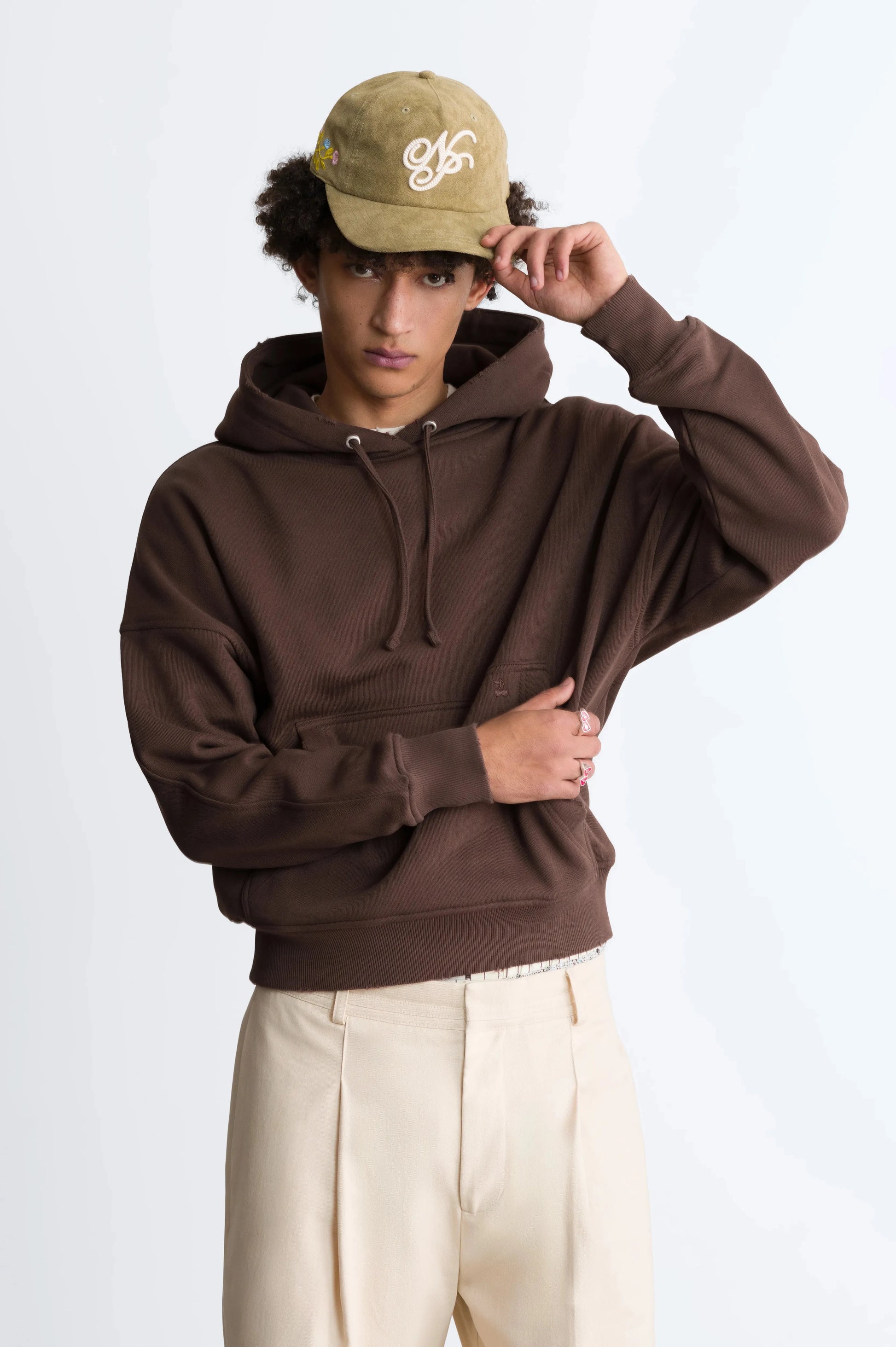 MAN [Model is 180cm/5’11” wearing size M]