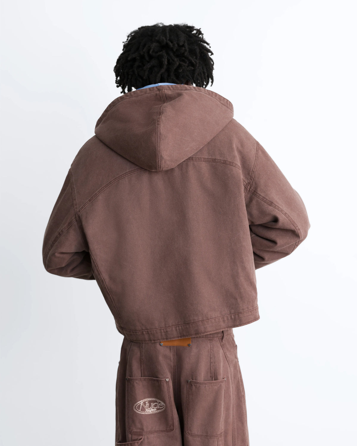 MAN [Model is 189cm/6'2” wearing size M]