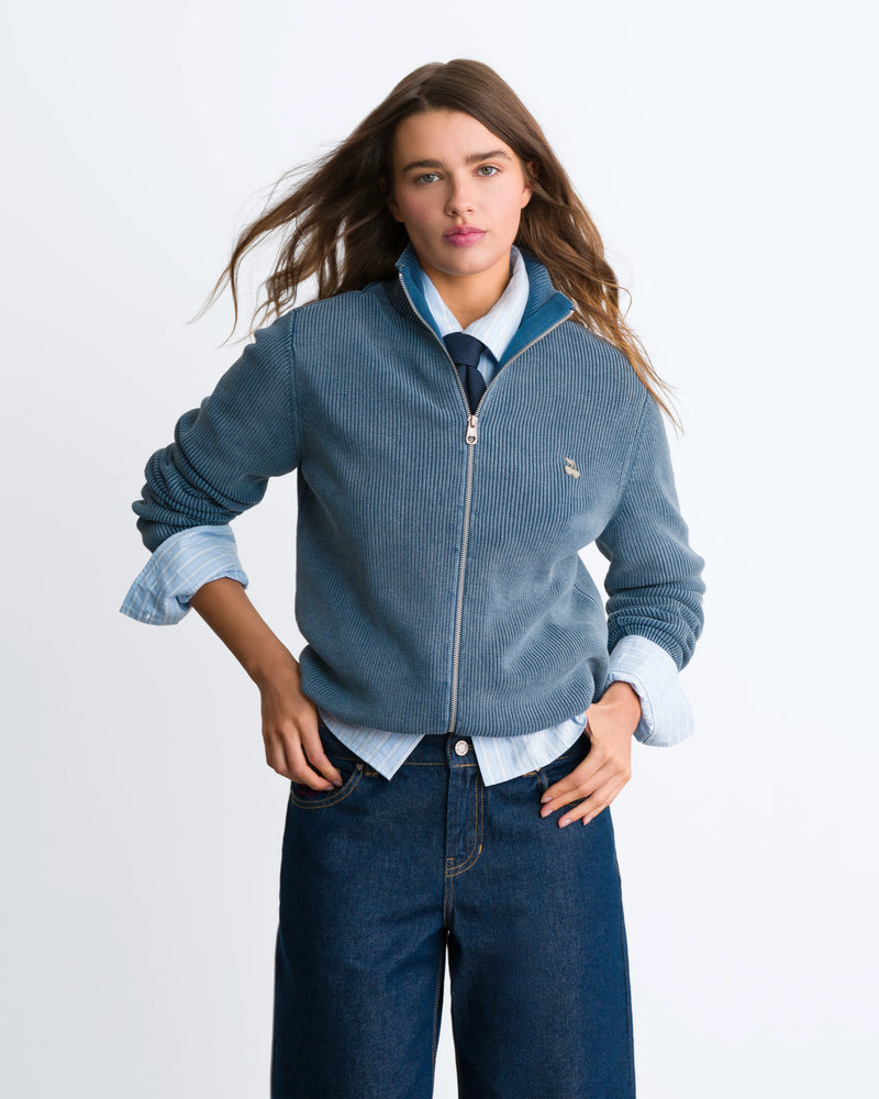 WOMAN [Model is 172cm/5’8” wearing size S]