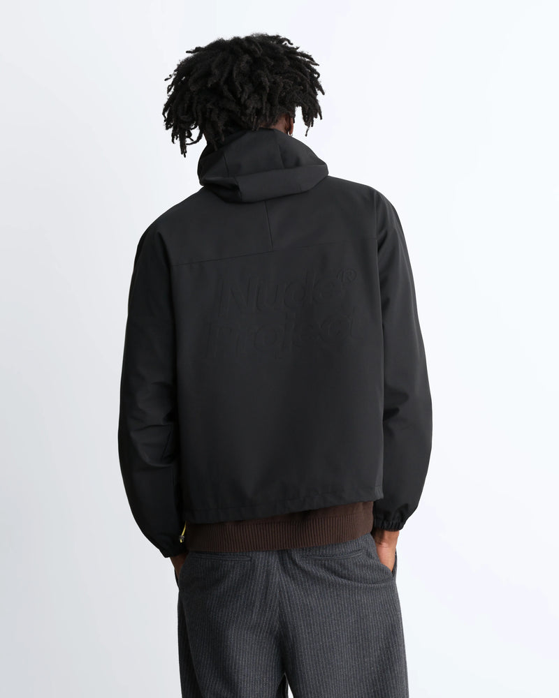 MAN [Model is 189cm/6'2” wearing size M]