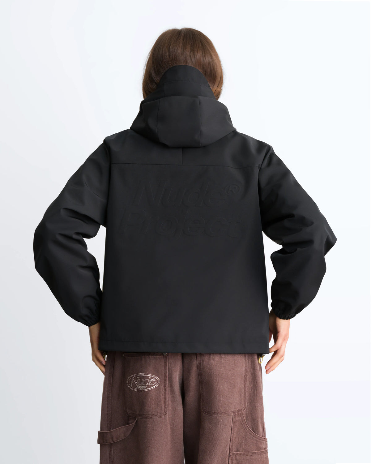 WOMAN [Model is 172cm/5’8” wearing size S]