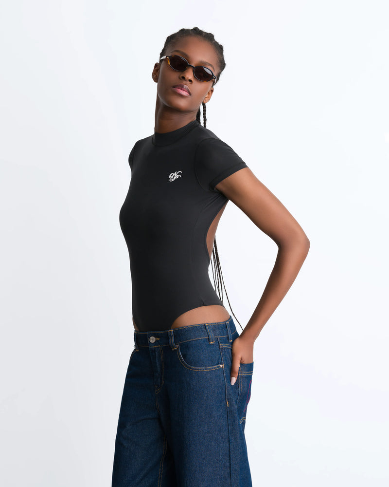 WOMAN [Model is 178cm/5’10” wearing size S]